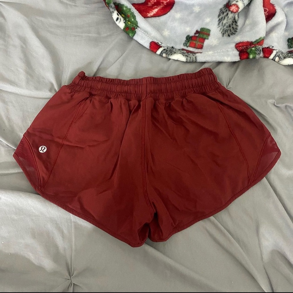 Lululemon hotty hot shorts.